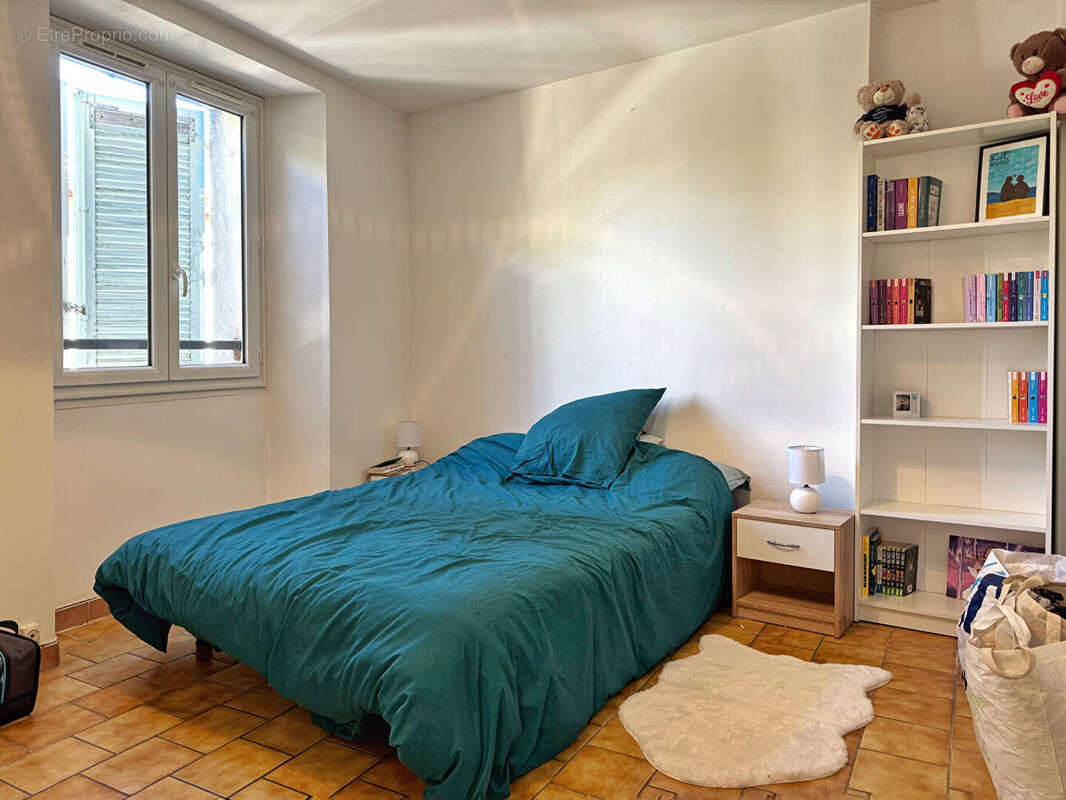 Appartement à LORGUES