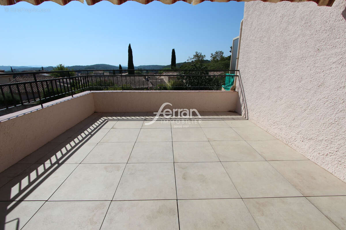 Appartement 73 m² à Lorgues  - photo 4