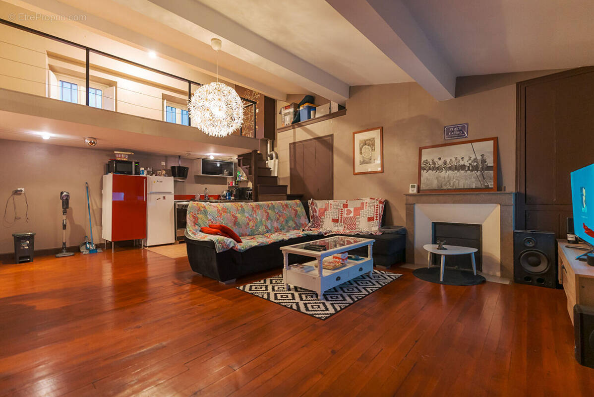 Appartement à CARCASSONNE