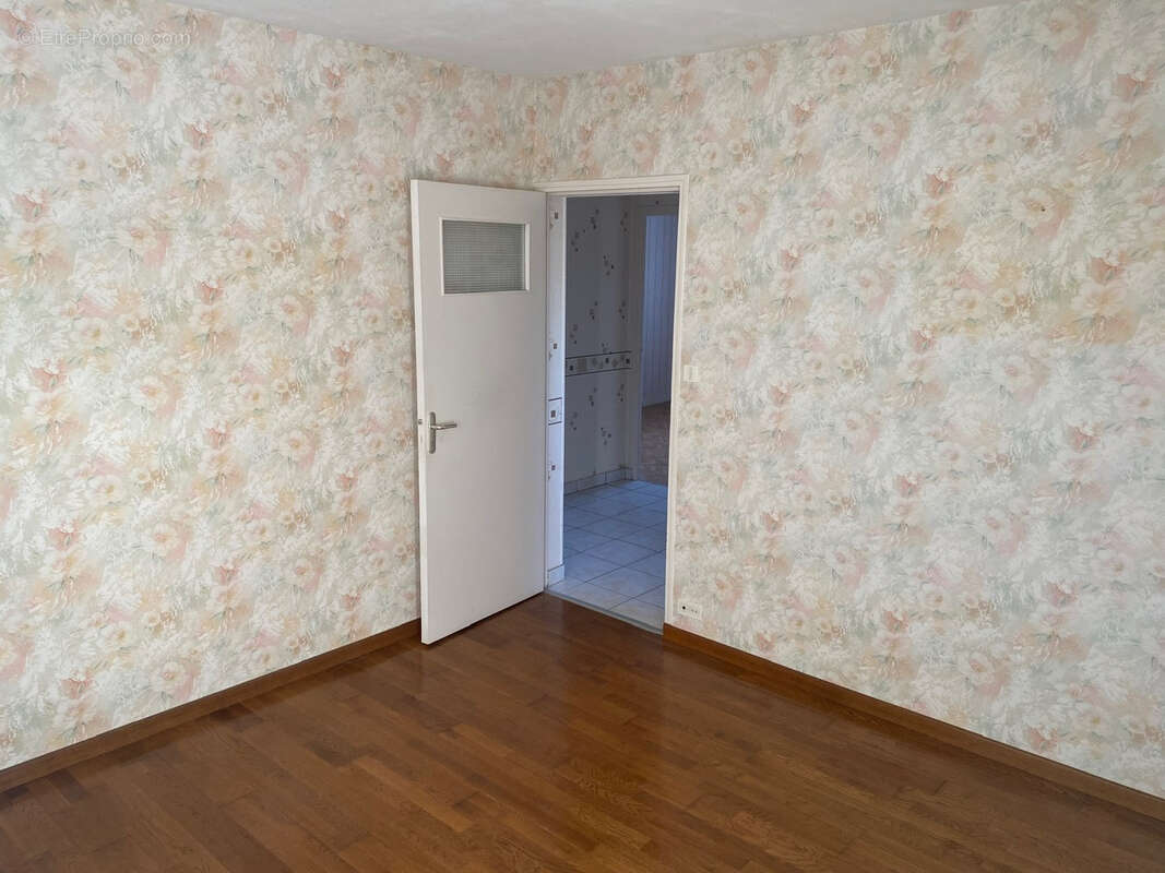 Maison à MINIAC-MORVAN