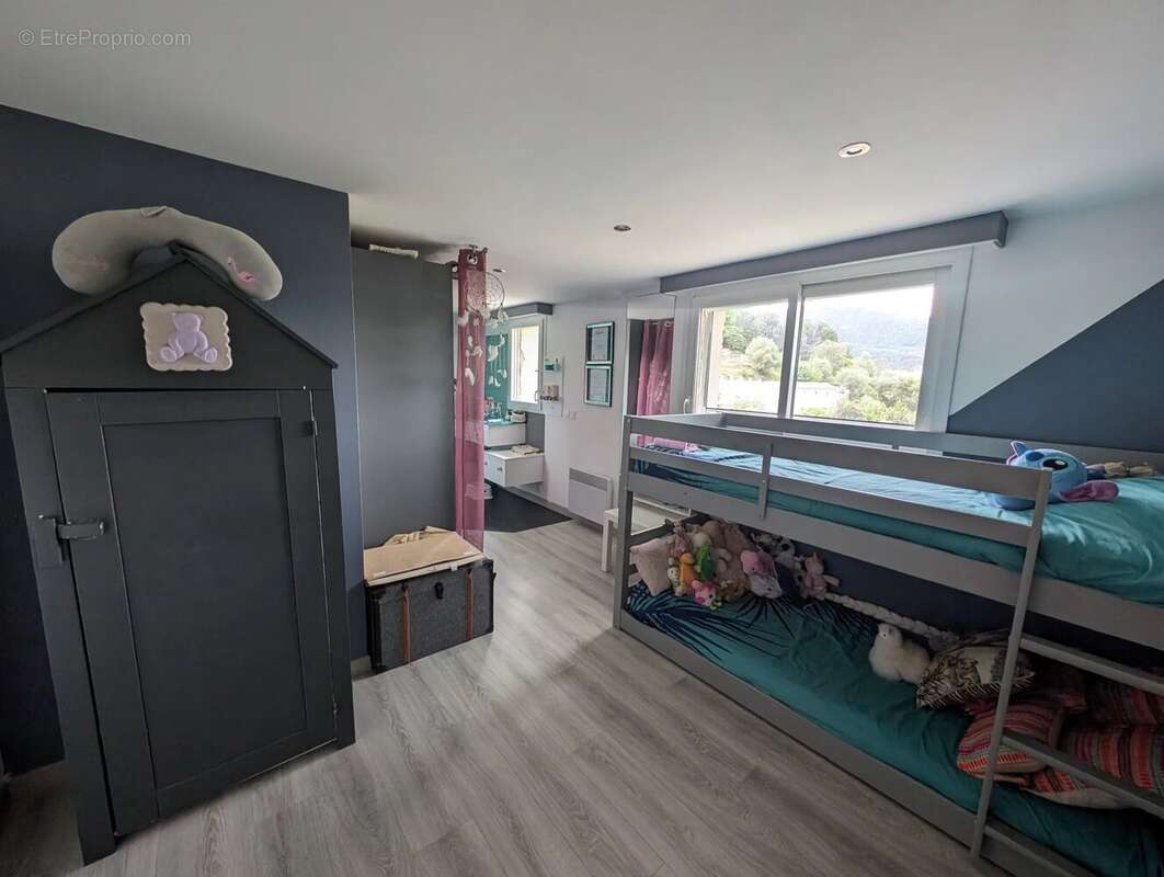 Maison à DRAP