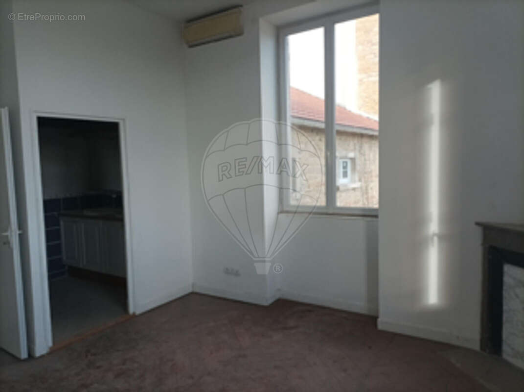 Appartement à CRECHES-SUR-SAONE