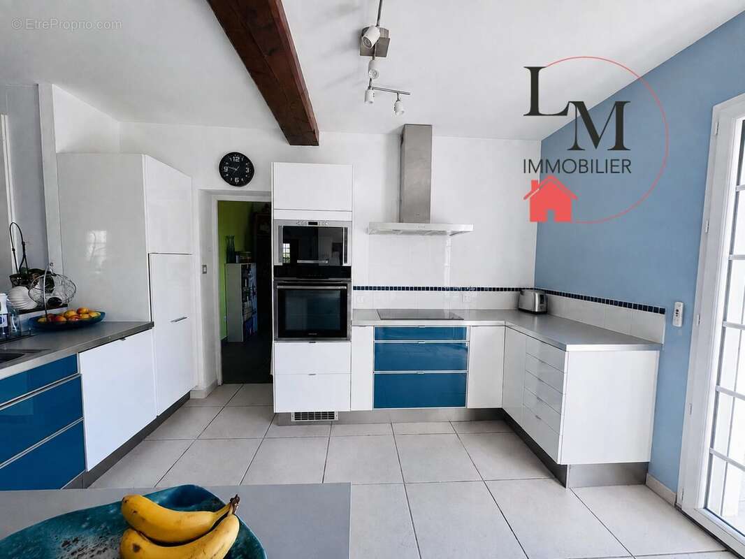 Maison 180 m² à Saint-Palais  - photo 6