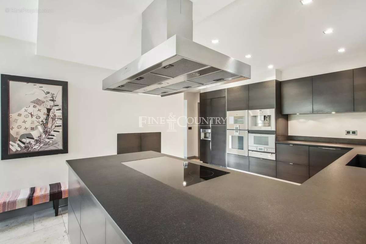 Maison à TOURRETTES