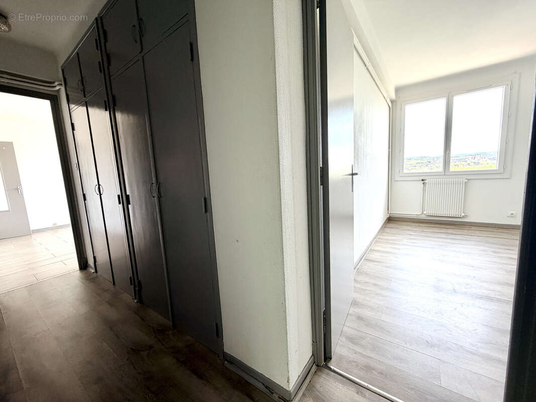 Appartement à CARCASSONNE