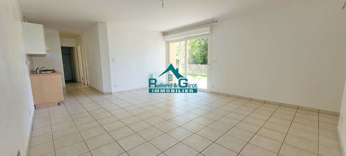 Appartement à SAINT-MEDARD-SUR-ILLE