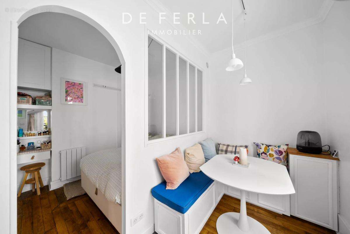 Appartement à PARIS-14E