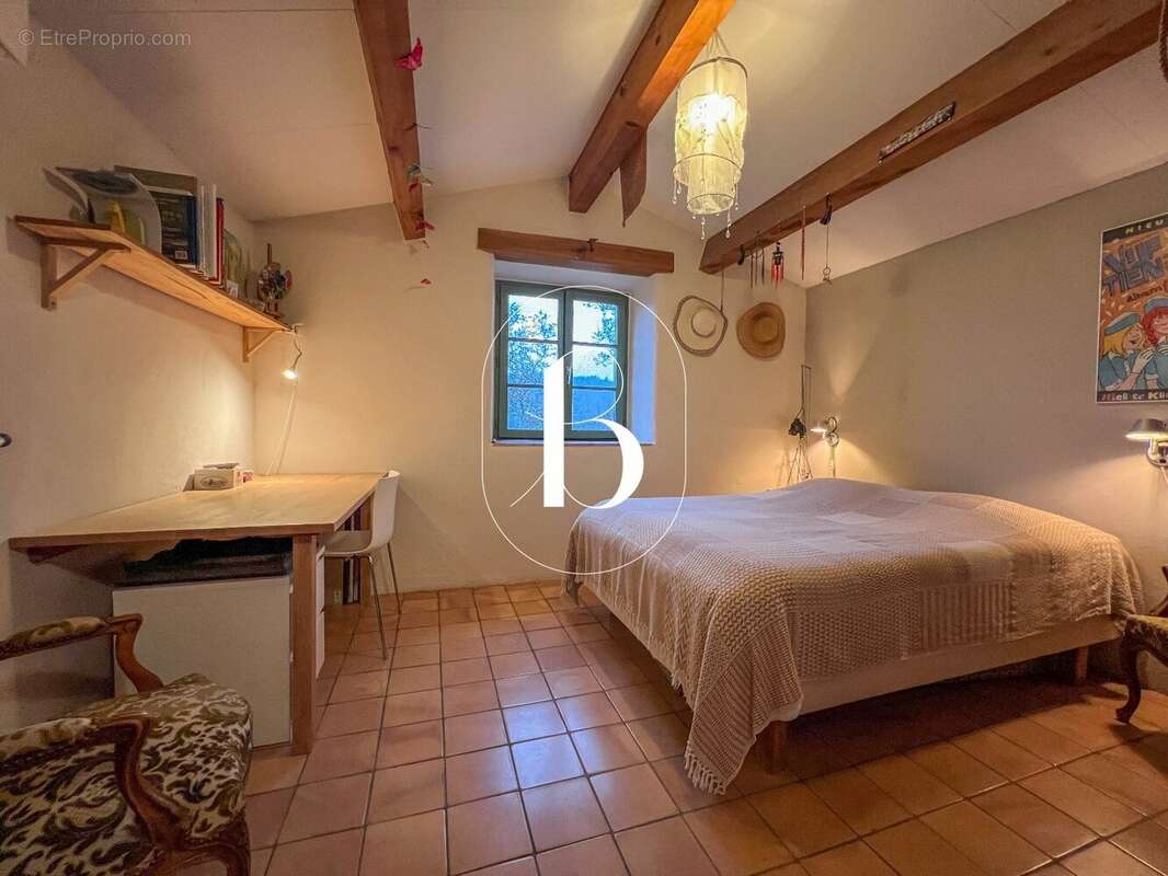 Maison à GOUDARGUES