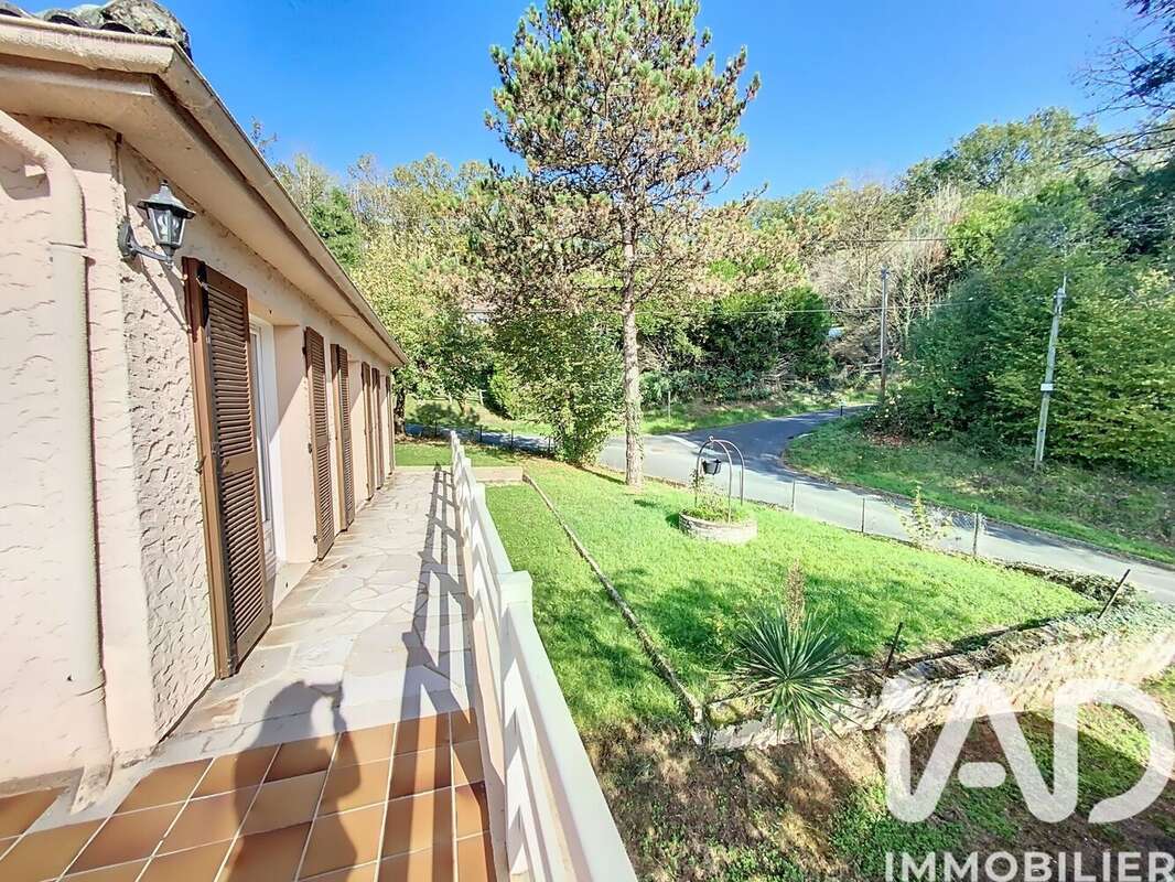 Photo 9 - Maison à LE LARDIN-SAINT-LAZARE