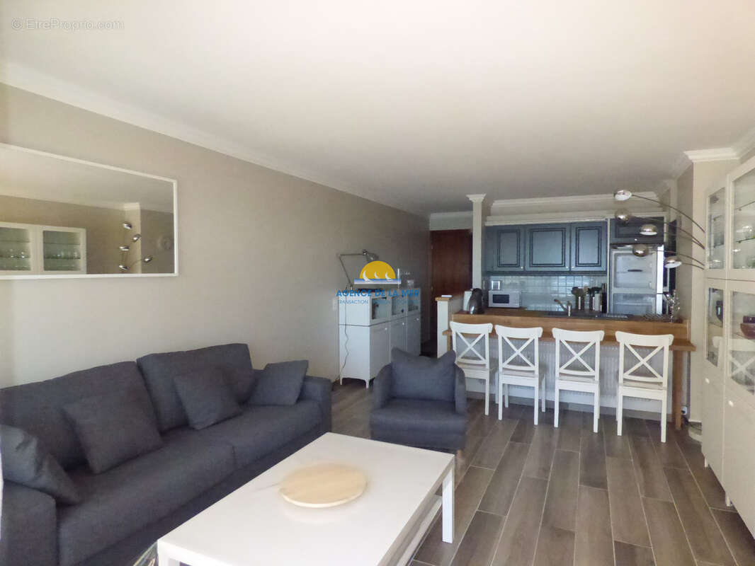 Appartement à FREJUS