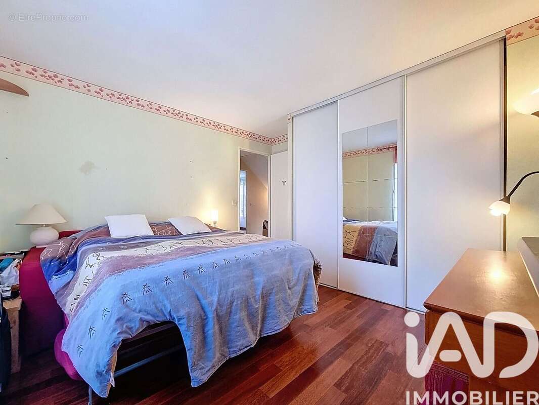 Maison 150 m² à Chevry-Cossigny  - photo 9