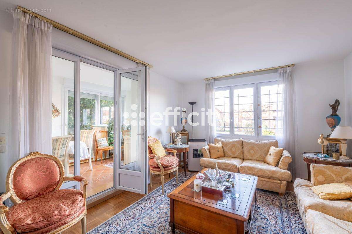 Maison à FRANCONVILLE