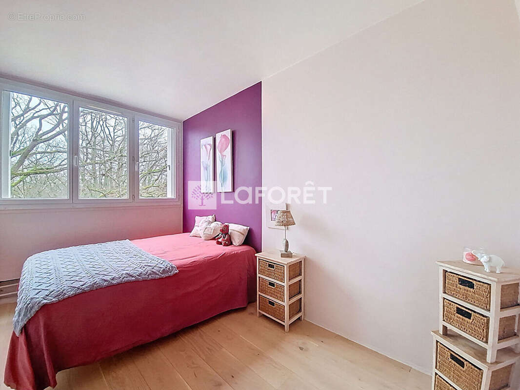 Appartement à VERNEUIL-SUR-SEINE