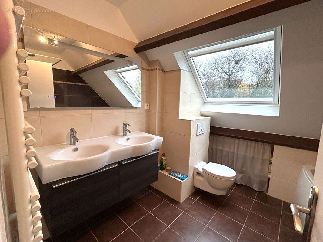 Maison à L'HAY-LES-ROSES