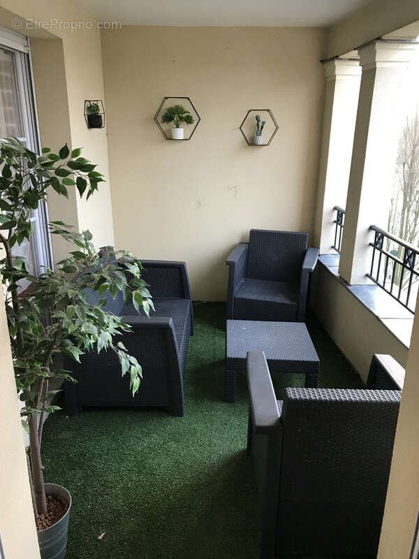 Appartement à SERRIS