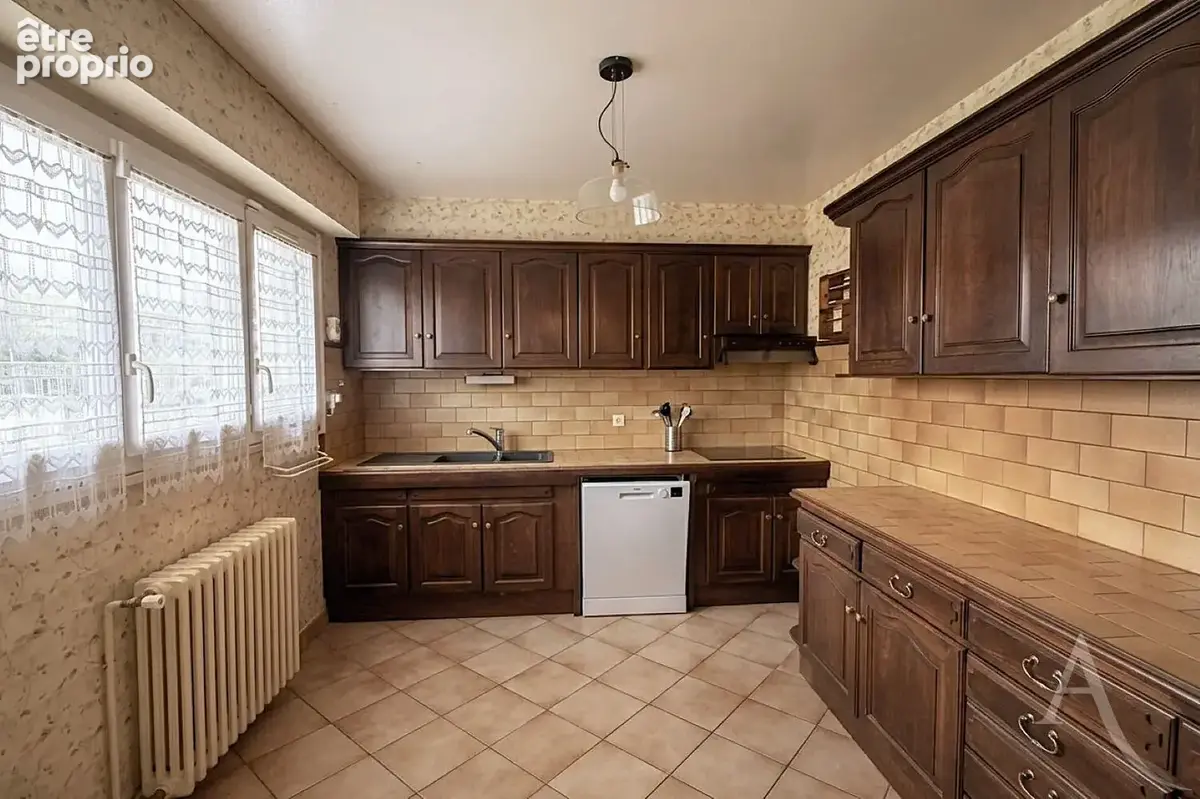 Maison de 112 m² avec jardin, garage et dépendance Quartier Saint-Bris - photo 5
