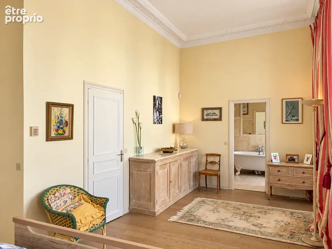 Appartement  133 m2 centre ville de Chantilly - photo 7