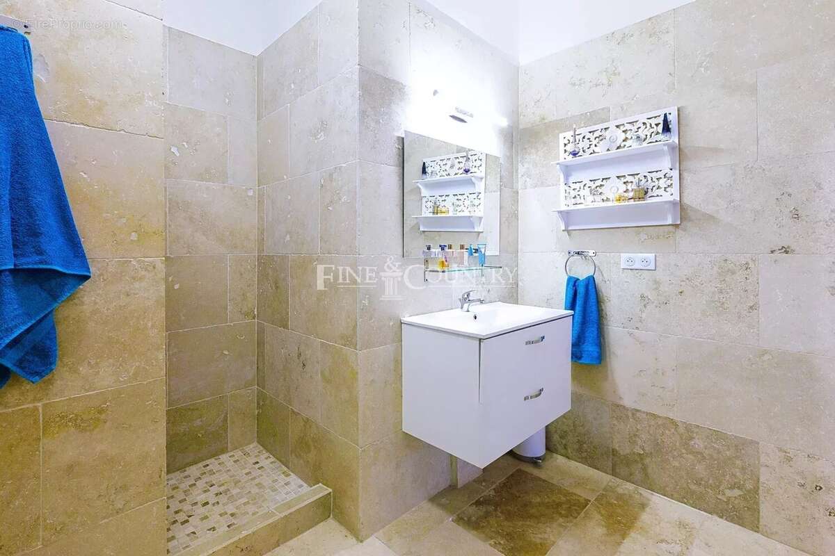 Maison à MONTAUROUX