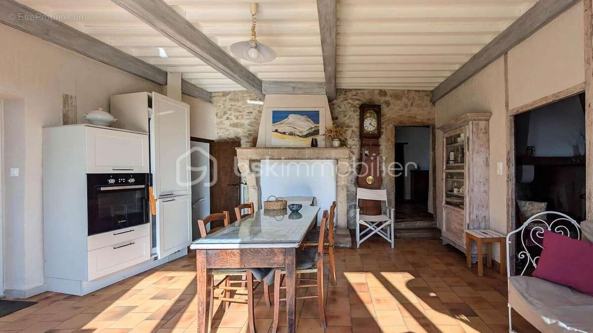 Maison à SAVASSE