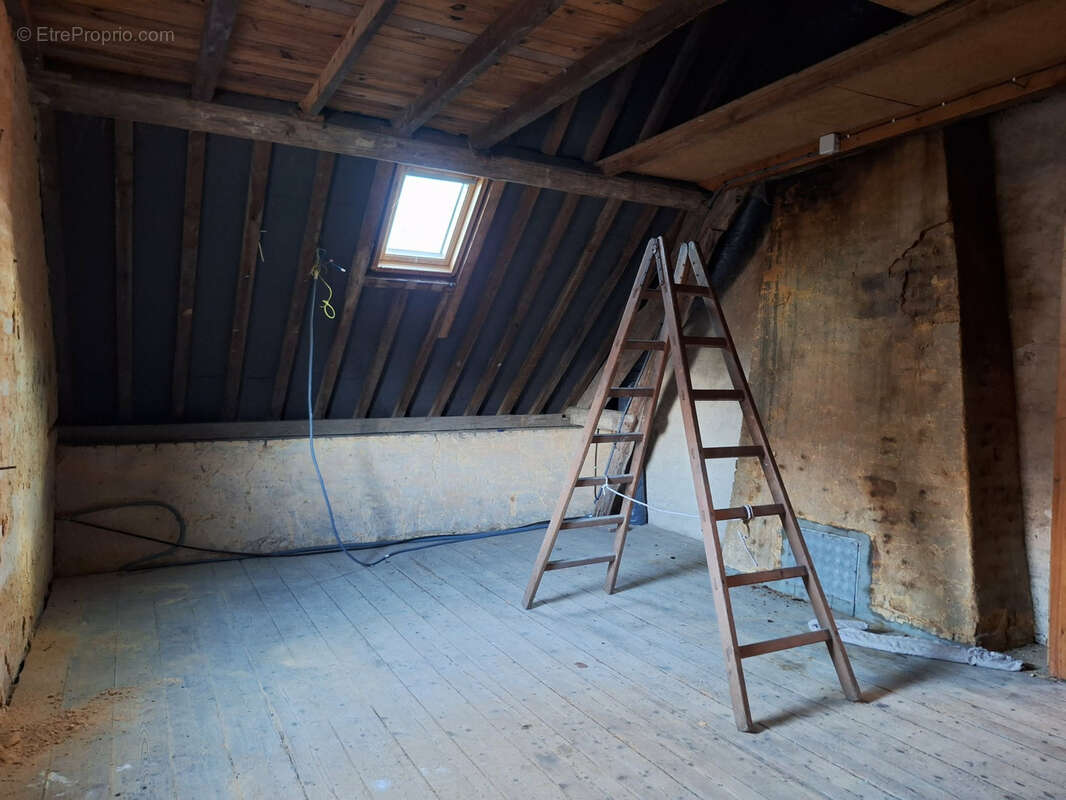 Maison à SAINT-MARTIN-AUX-BUNEAUX