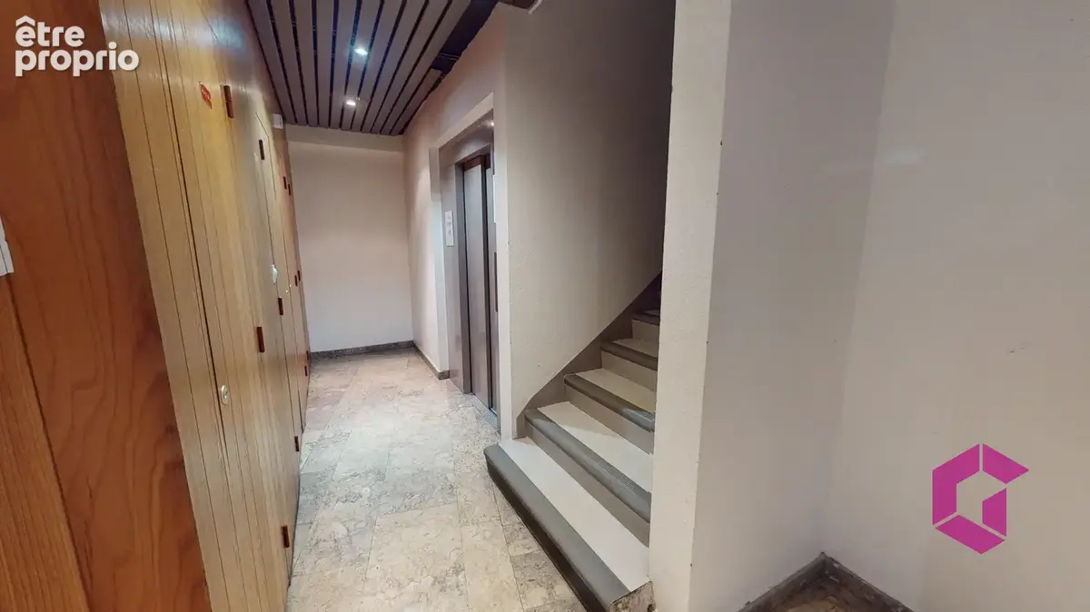 EXCLUSIVITÉ   PLEIN CENTRE, PLACE MICHELET, T2 au 2ème étage avec ascenseur, balcon, garage, et cave - photo 7