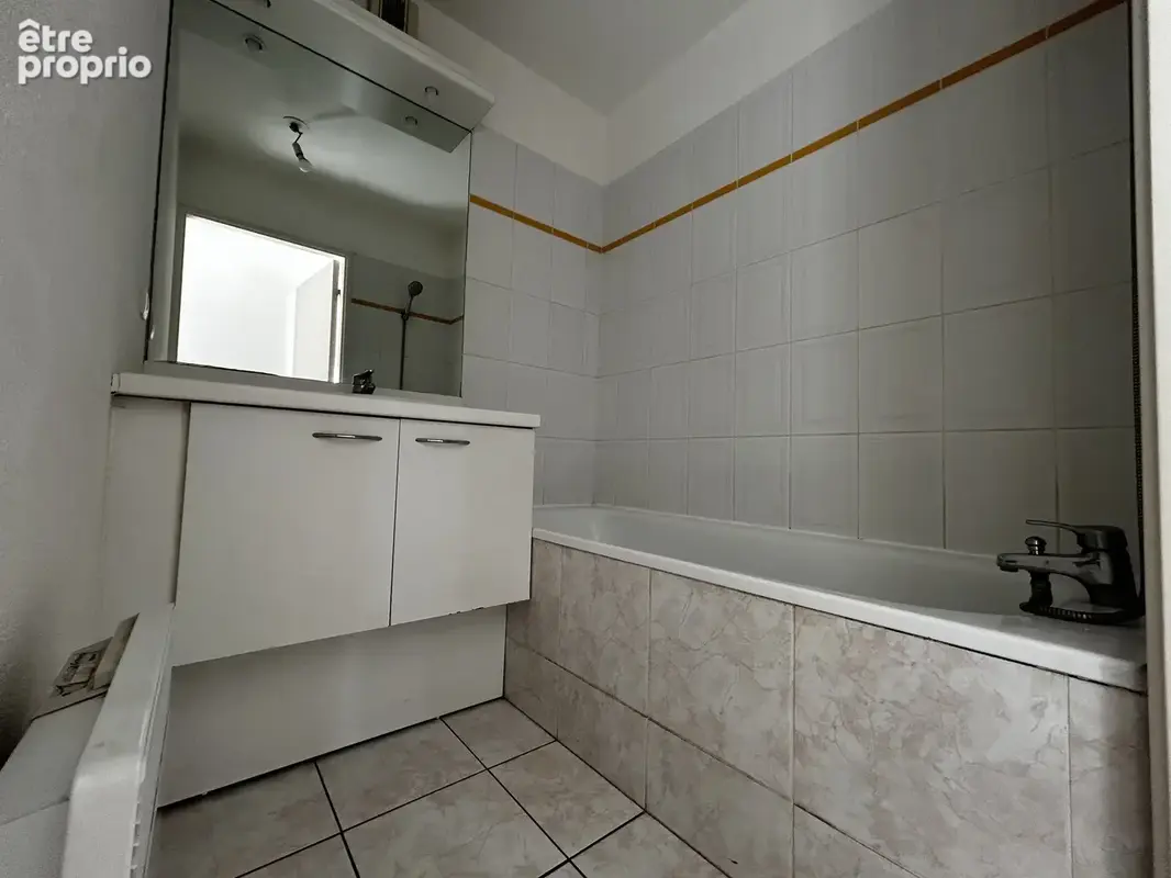 F3 + parking secteur kennedy - ideal investisseur. - photo 8