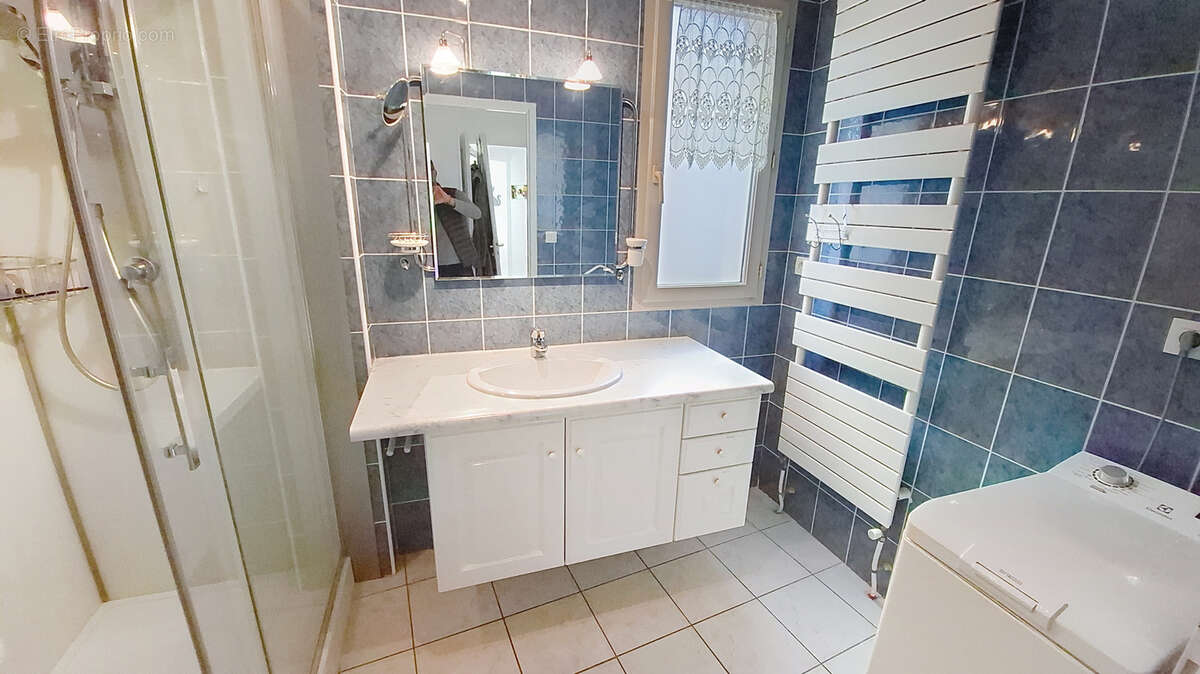 Appartement à SAINT-ROMAIN-EN-GAL