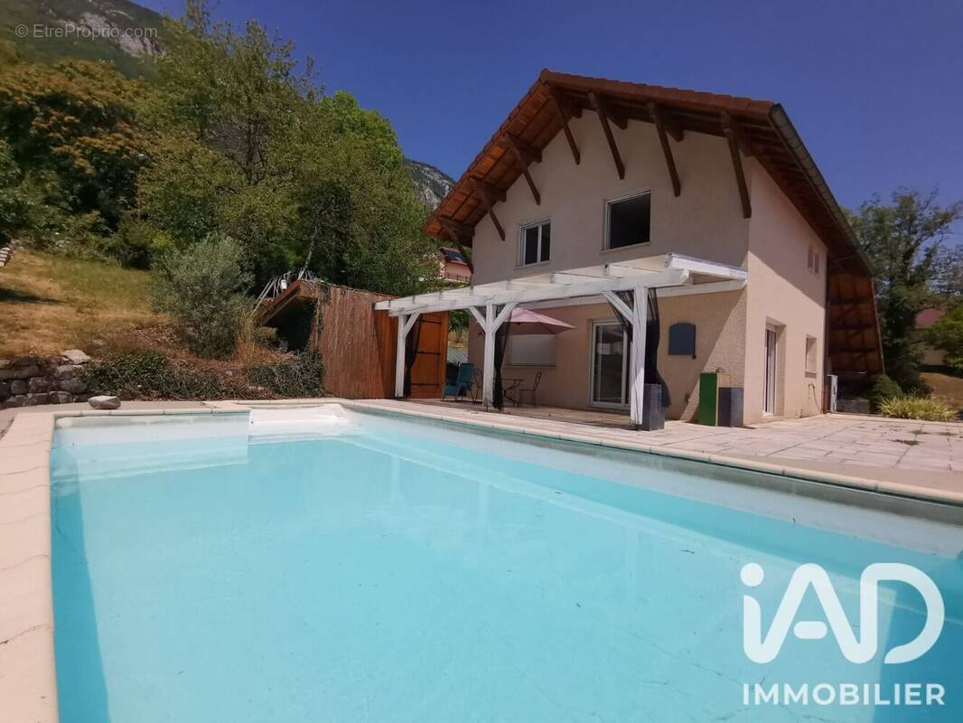 Photo 1 - Maison à CULOZ