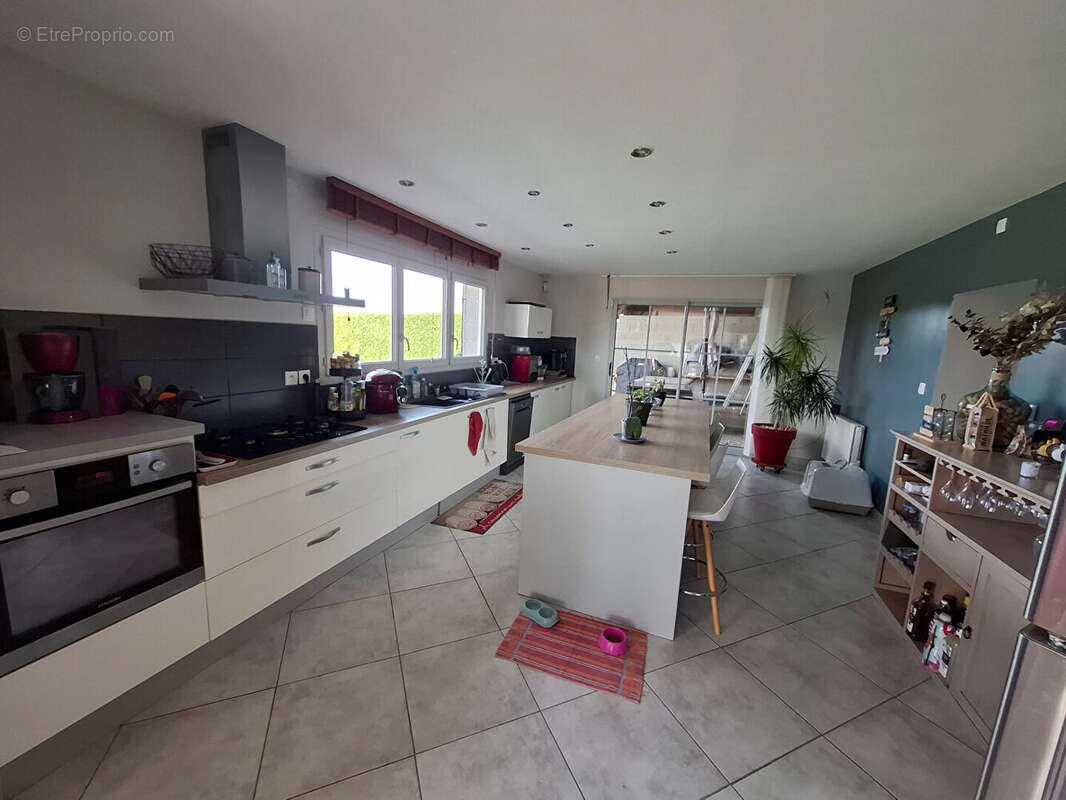 Maison à TREFFORT-CUISIAT