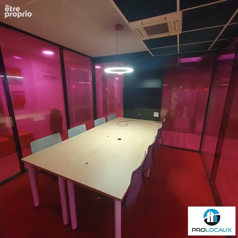 Commerce 319 m² à Grenoble  - photo 2