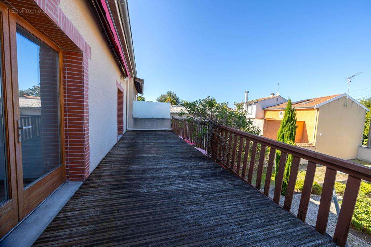 Maison à PANISSIERES
