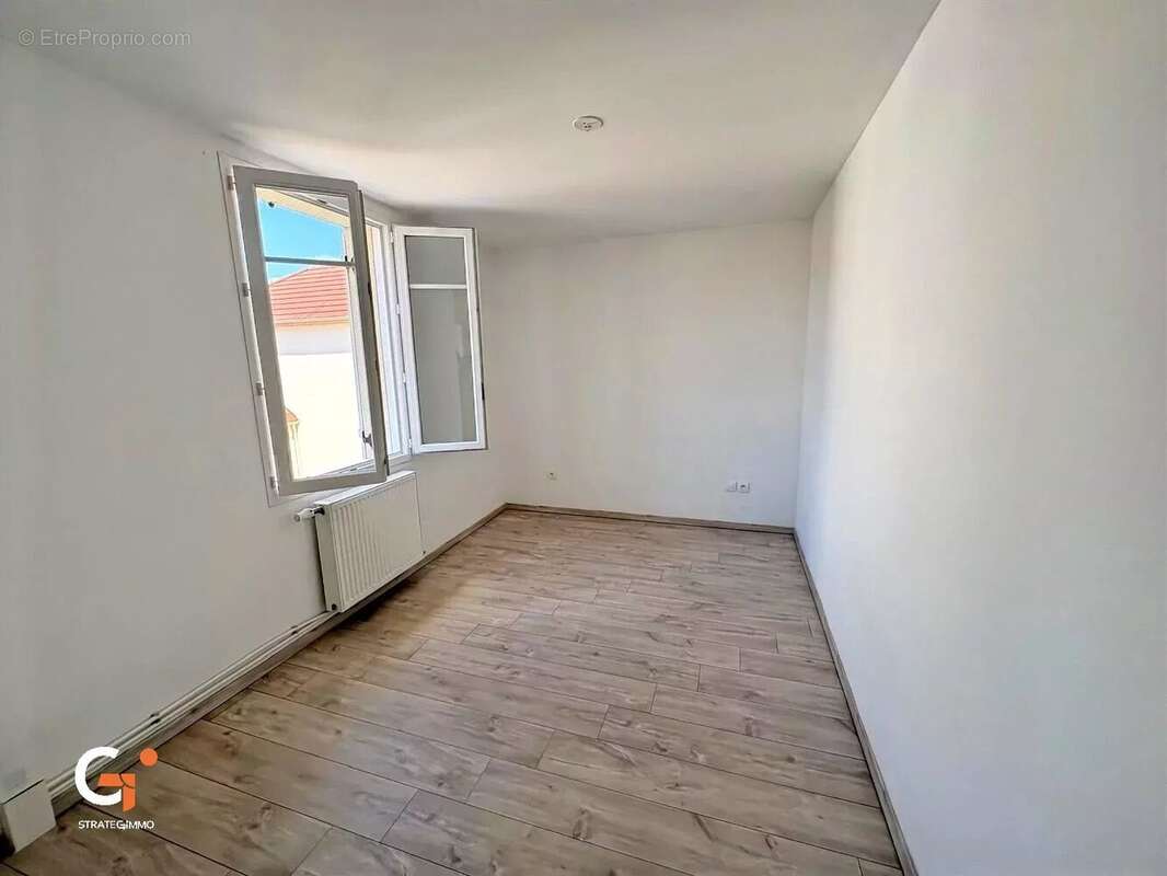 Maison mitoyenne 5 pièces à Saint-Pierre-lès-Elbeuf - photo 8