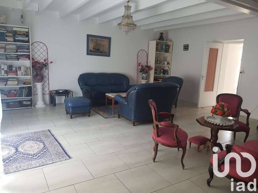 Photo 5 - Maison à COURCELLES