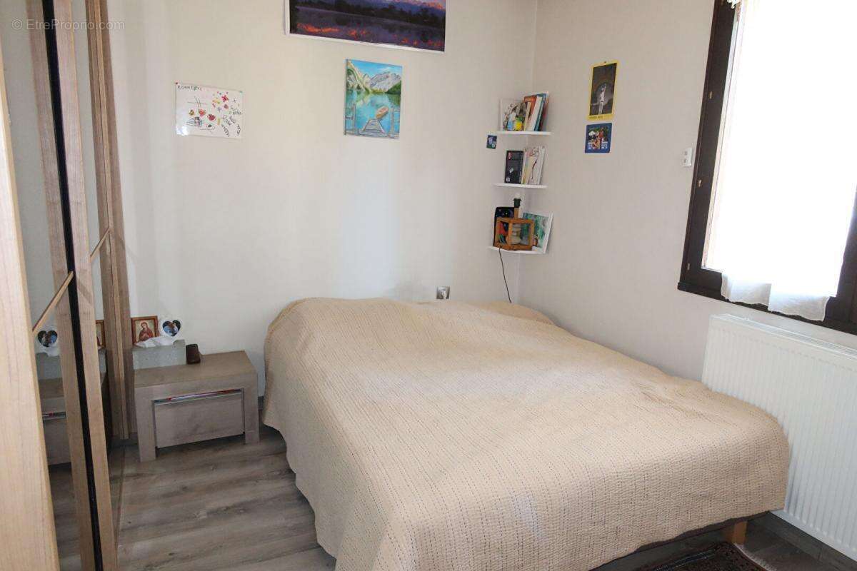 Maison à AUXON-DESSUS