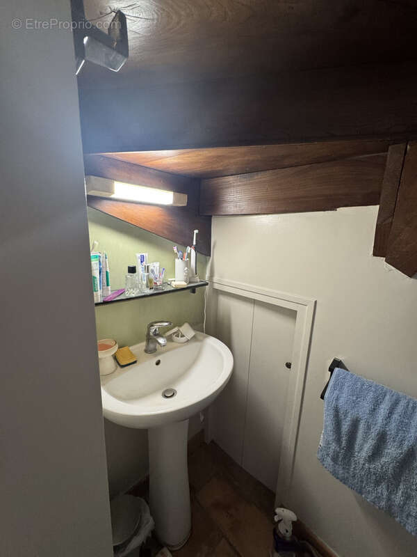 Maison à CENAC-ET-SAINT-JULIEN