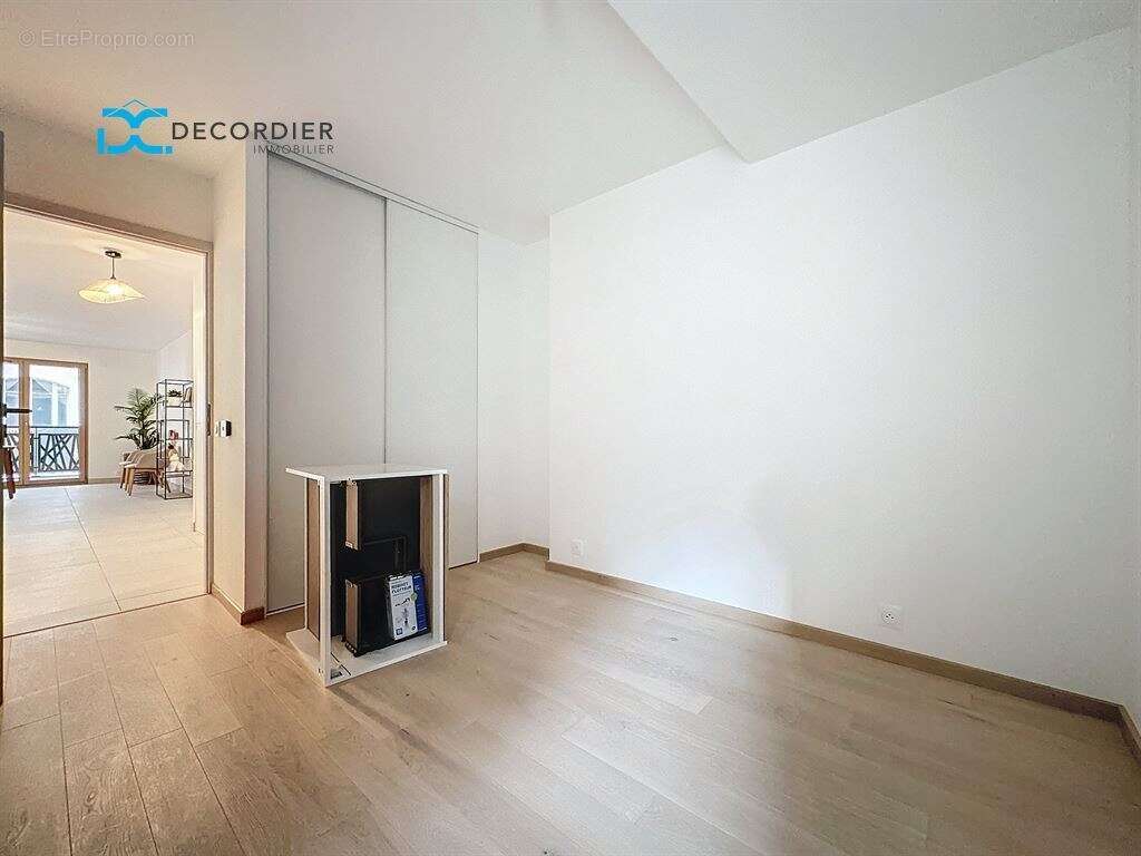 Appartement à EVIAN-LES-BAINS