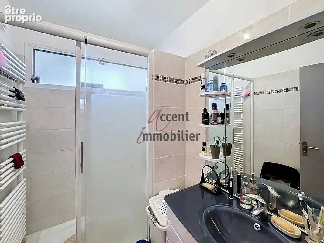 Salon De Provence bel appartement de type 3 de  78 m². - photo 10