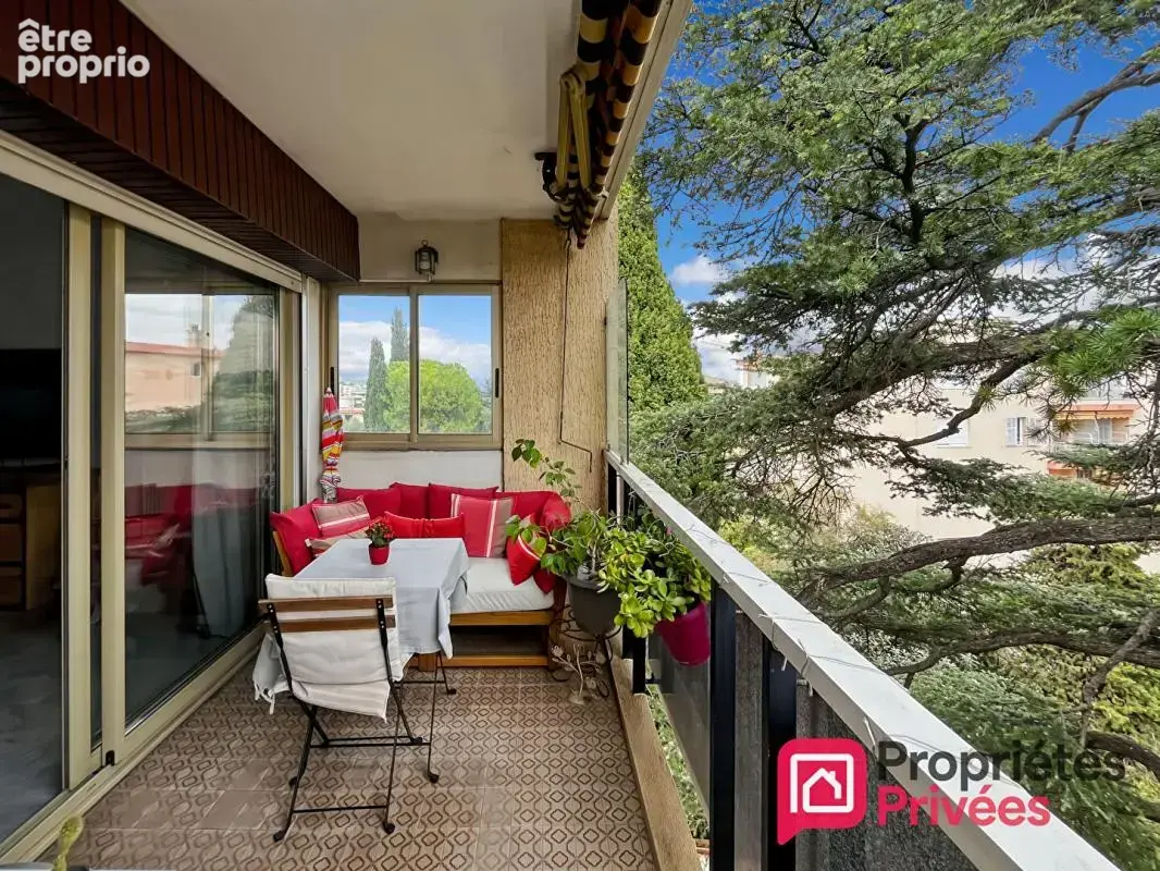 Appartement 3 pièces traversant avec terrasses, garage et cave - photo 5