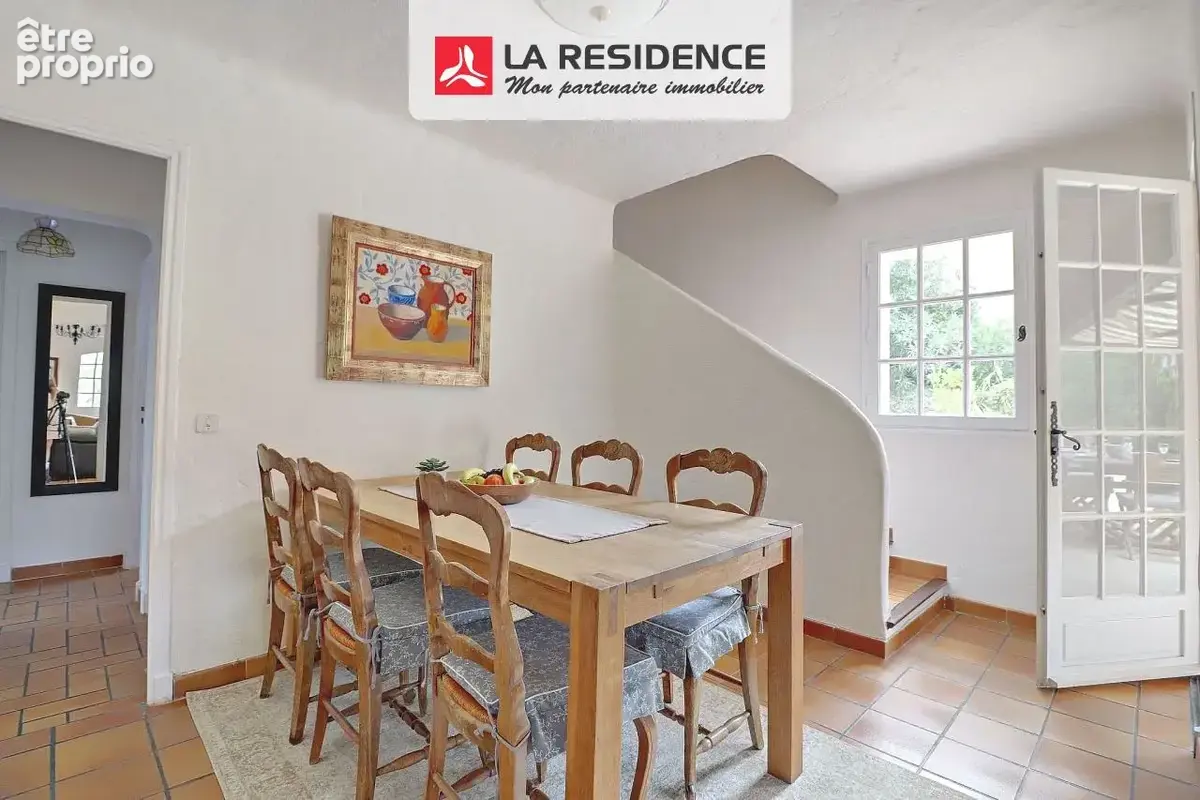 Maison 6 pièces 160 m² à vendre à Roquebrune-Sur-Argens (83520) - photo 9