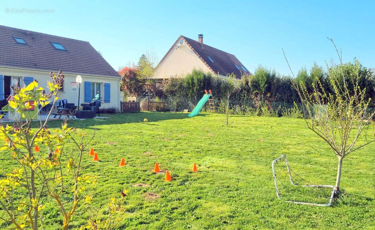 Maison à CHAUMONT-EN-VEXIN