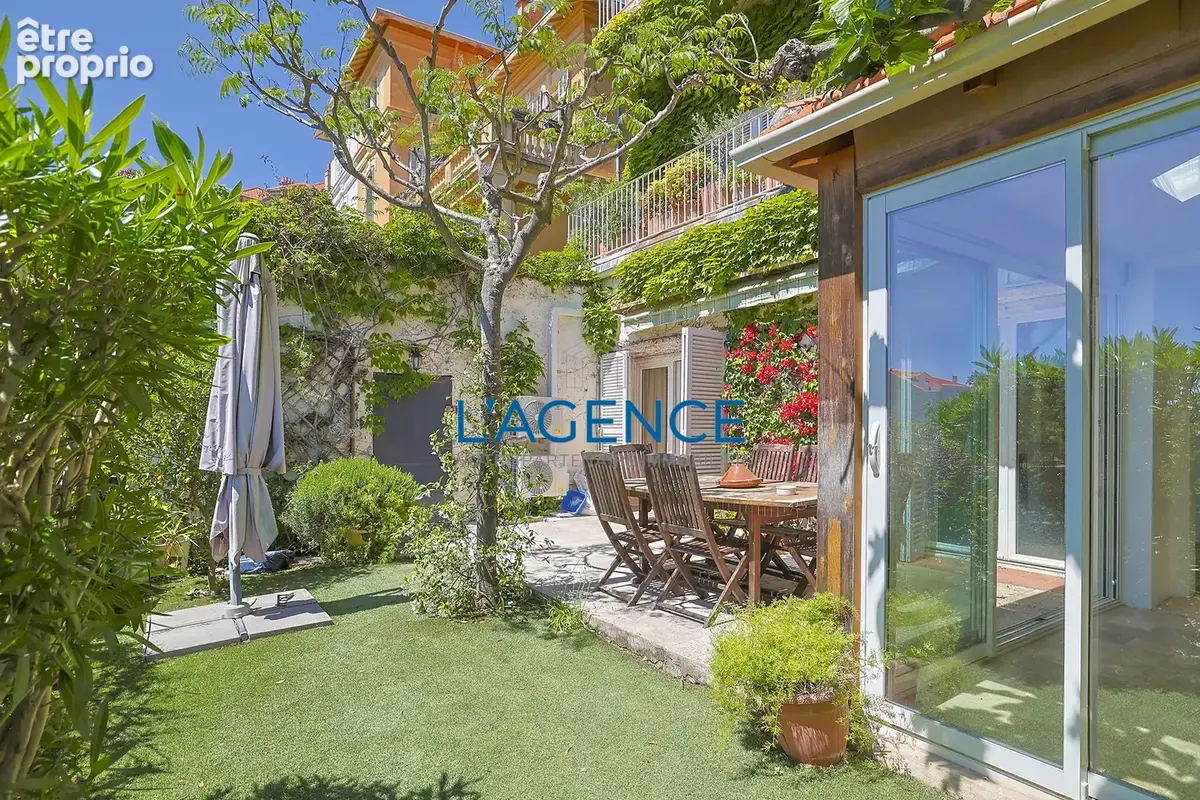 Exceptionnel Chateaubriand grand T4 de 115 m2 avec jardin au calme absolu. - photo 5