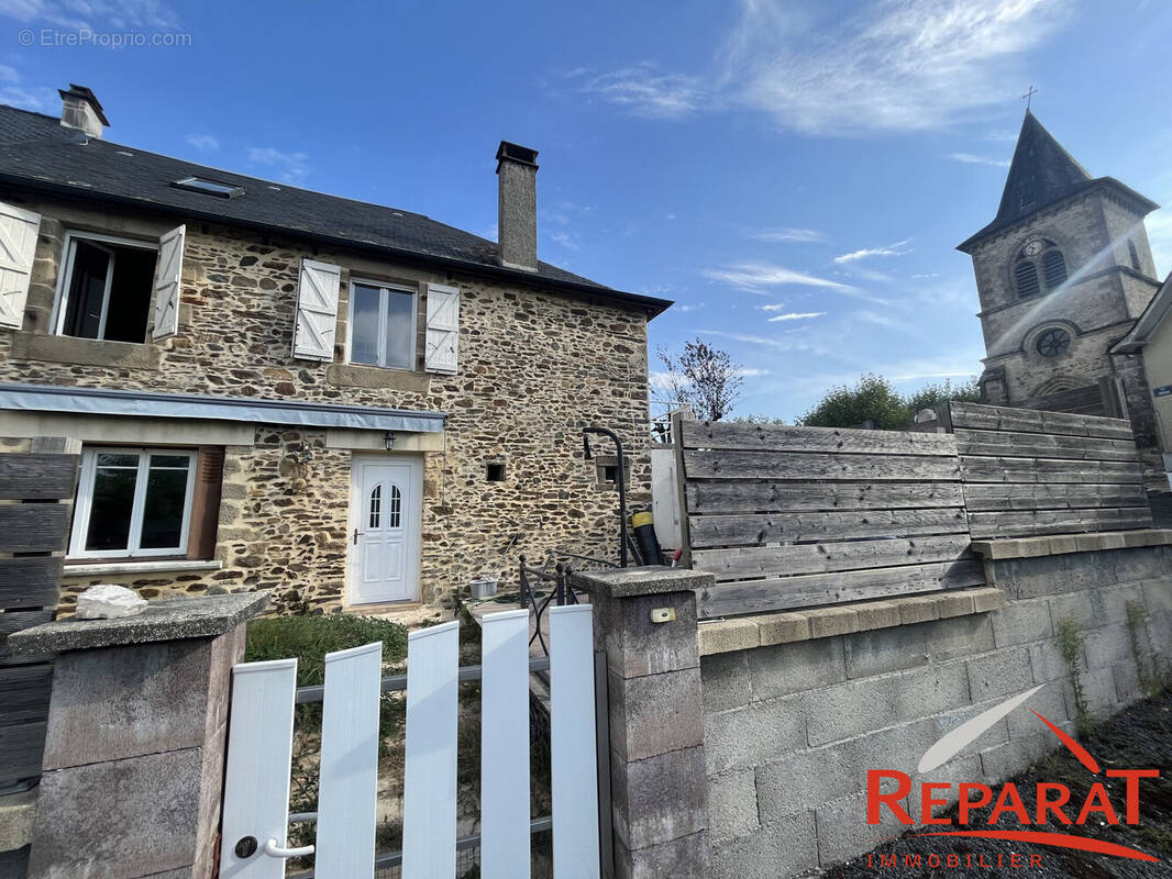 Maison à PERPEZAC-LE-NOIR