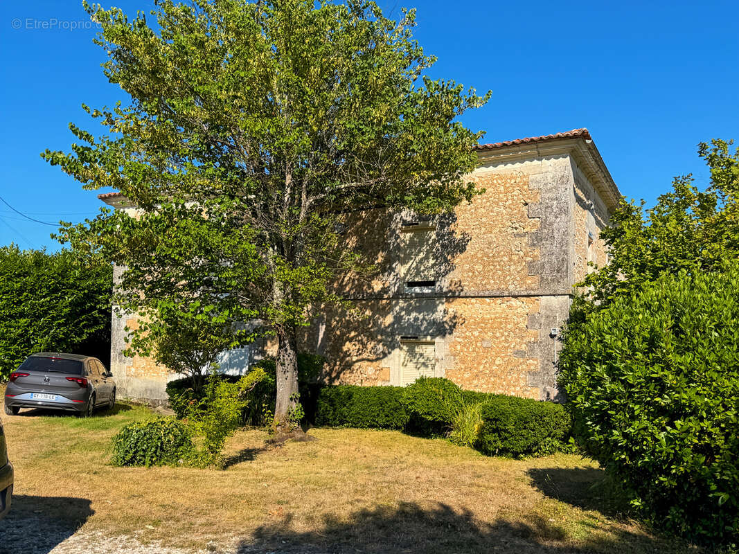 Maison à RIBERAC