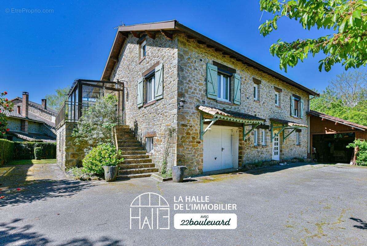 Maison à SAINT-JOUVENT