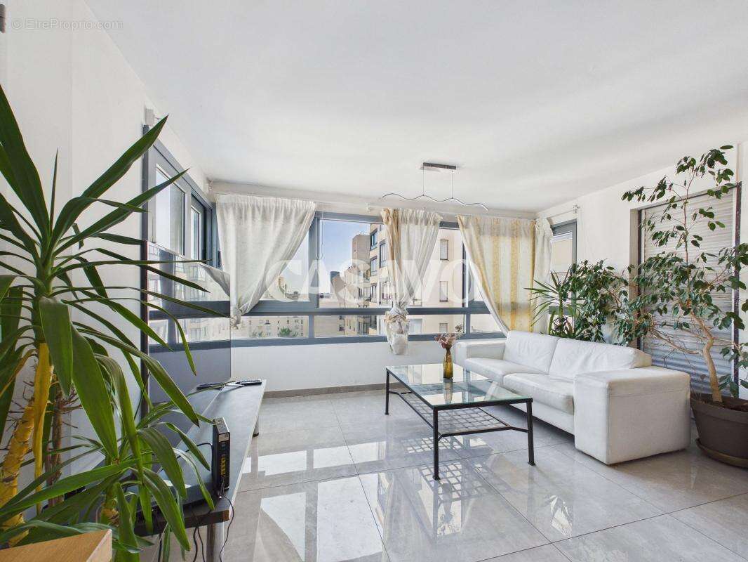Vente Appartement 5 pièces de 97m² - 69100 Villeurbanne - photo 2