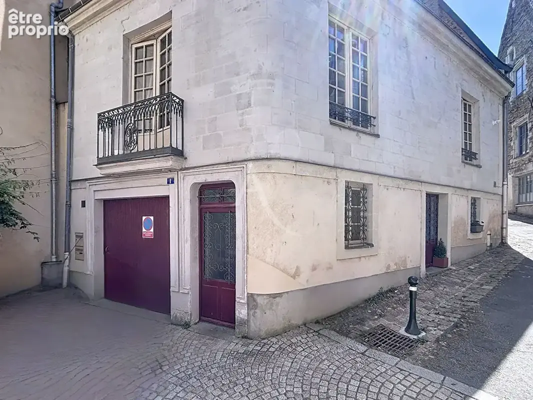 Maison type 4 Hyper Centre Château-Gontier - photo 1
