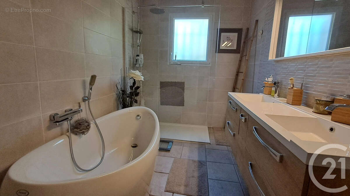 Maison 160 m² à Montesquieu-Volvestre  - photo 29
