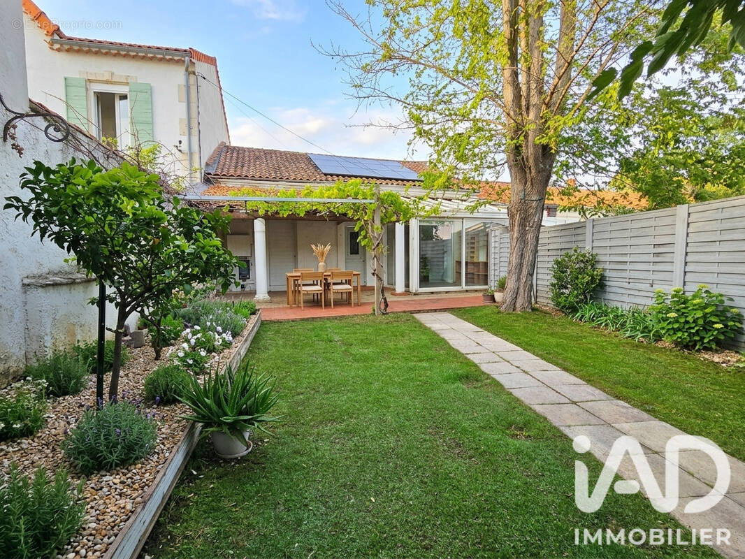 Photo 1 - Maison à ARLES