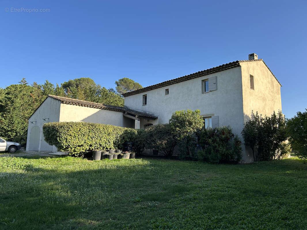 Maison à CABRIES