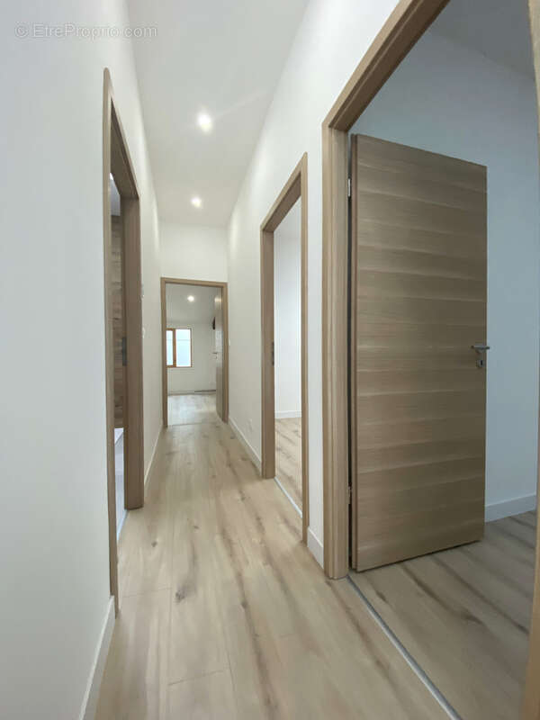 Appartement à PAGNEY-DERRIERE-BARINE